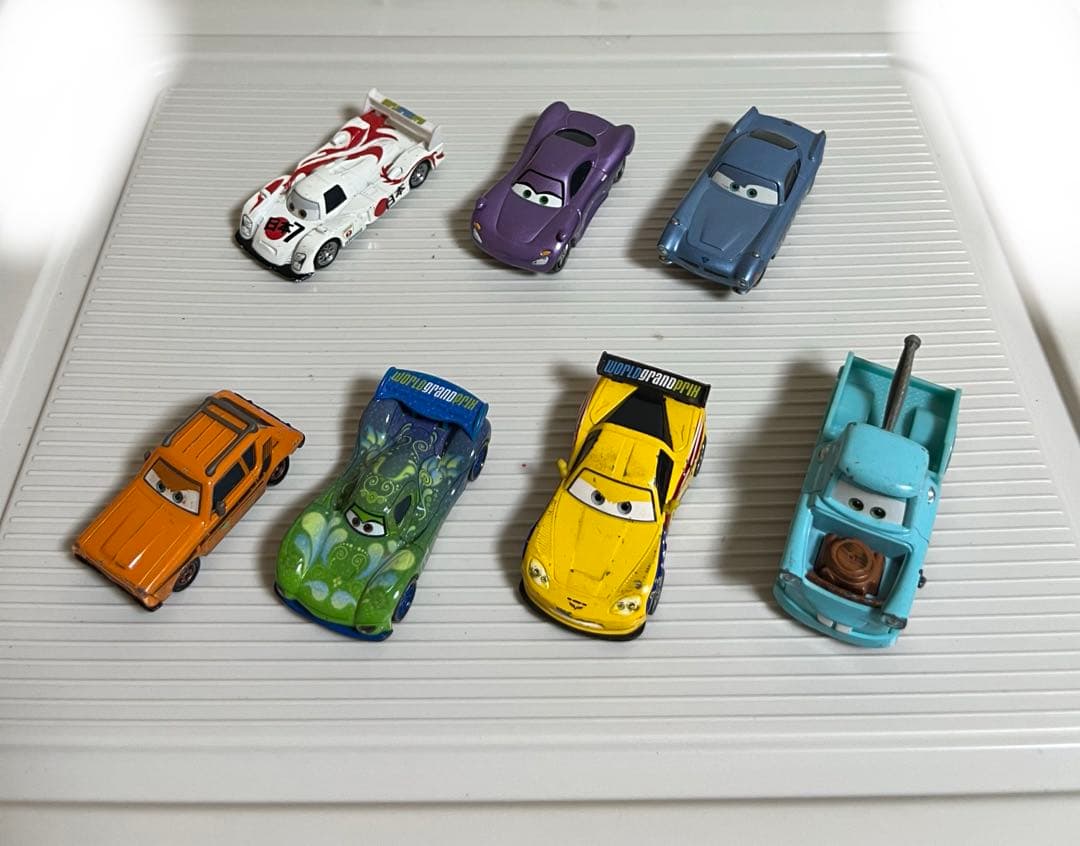 カーズ、ミニカー（マテル）グレム、カルラ、メーター