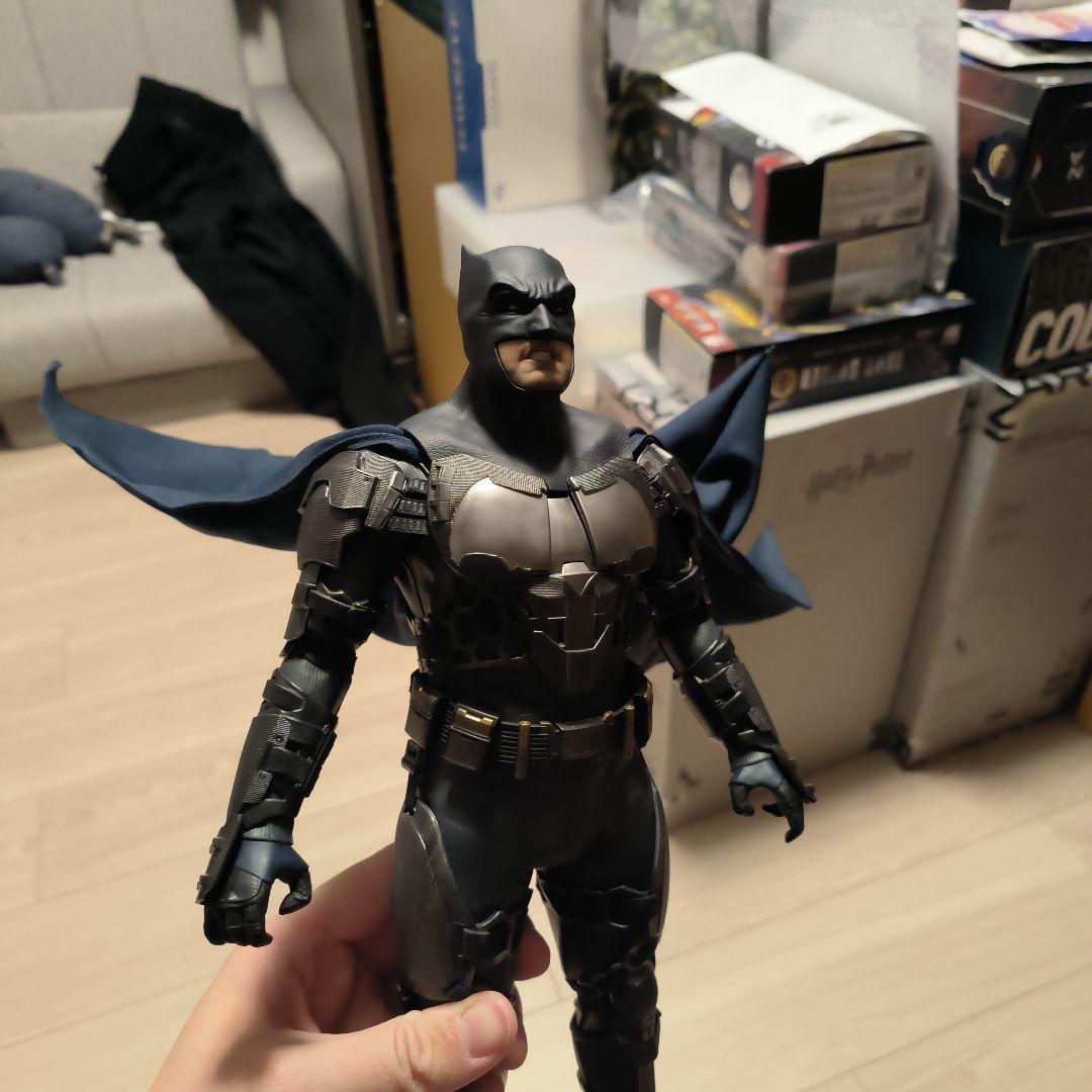 希少！　カスタム品　ホットトイズ　 『ザ・フラッシュ』バットマン＆バットサイクル