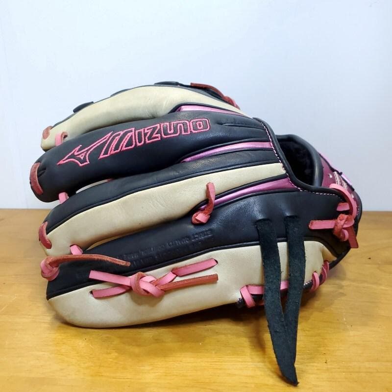 ミズノ ブレイブスピリット 限定モデル メタリックカラー 美品 軟式グローブ