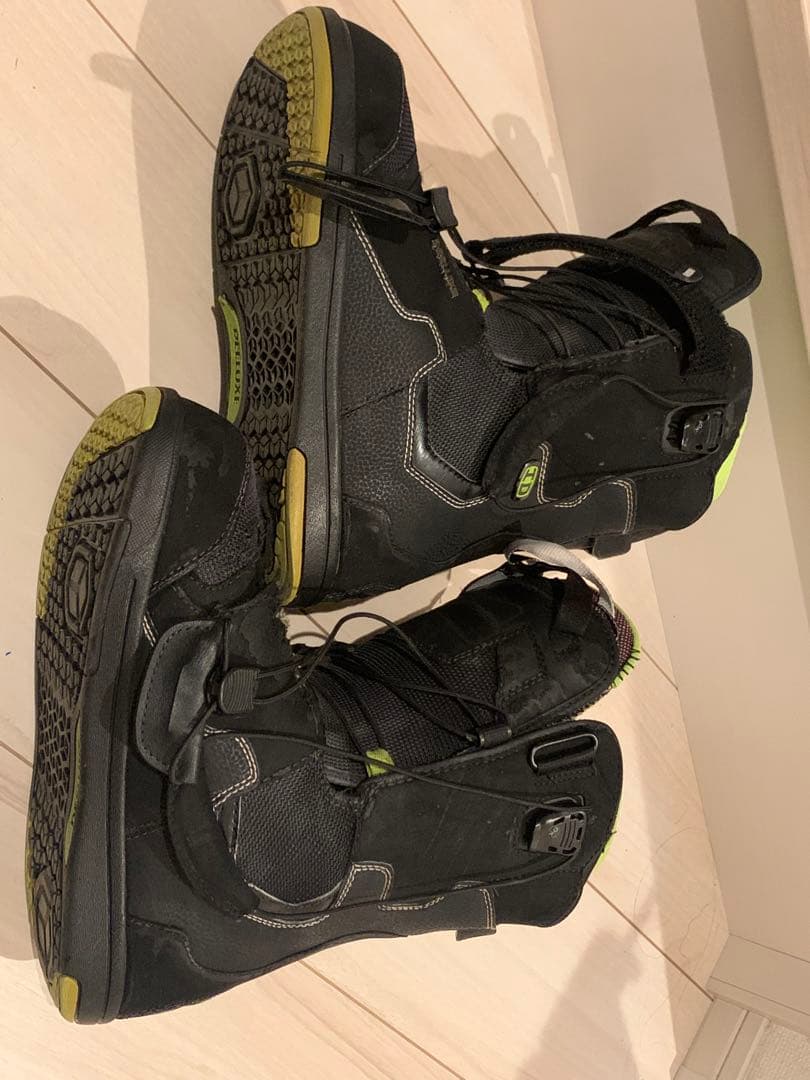 ディーラックス　スノーボード　ブーツ　26.5cm 中古