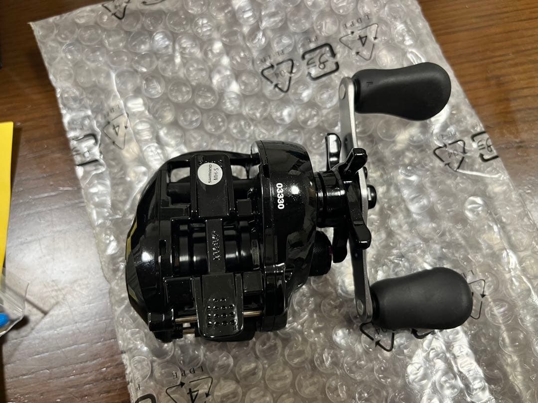 SHIMANO Brenious 左ハンドルリール　未使用品