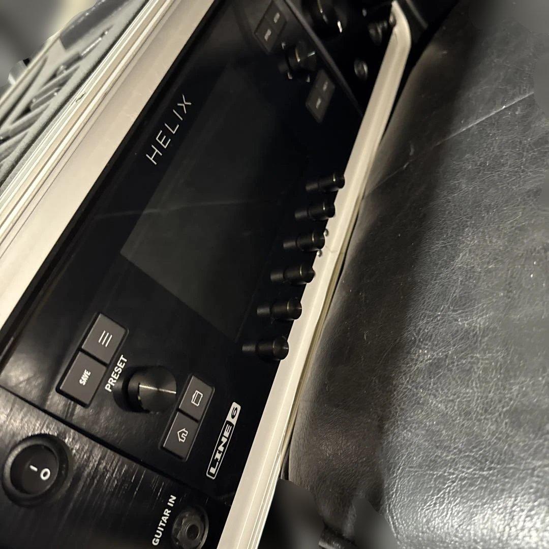 Helix Rack 本体のみの出品※電源ケーブルは付属