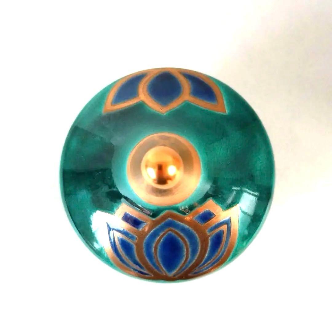 [珍]作家手塚充在銘　京焼 相輪　蓮花紋 茶道具　香合　新品未使用品