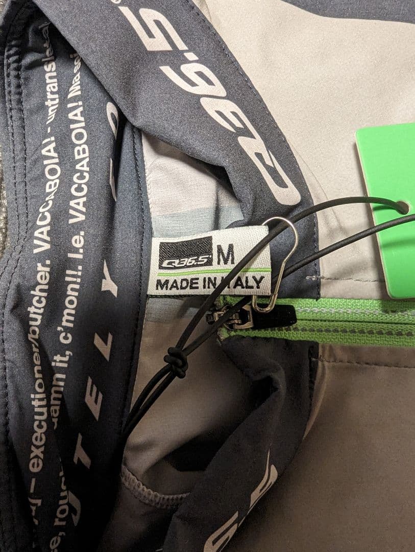 Q36.5 VACCABOIA 半袖 サイクルジャージМサイズ