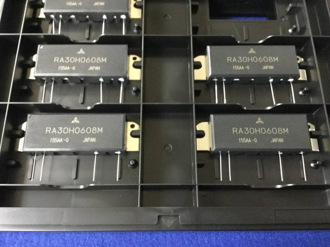 RA30H0608M 三菱 68-88MHz 30W RF FET １個