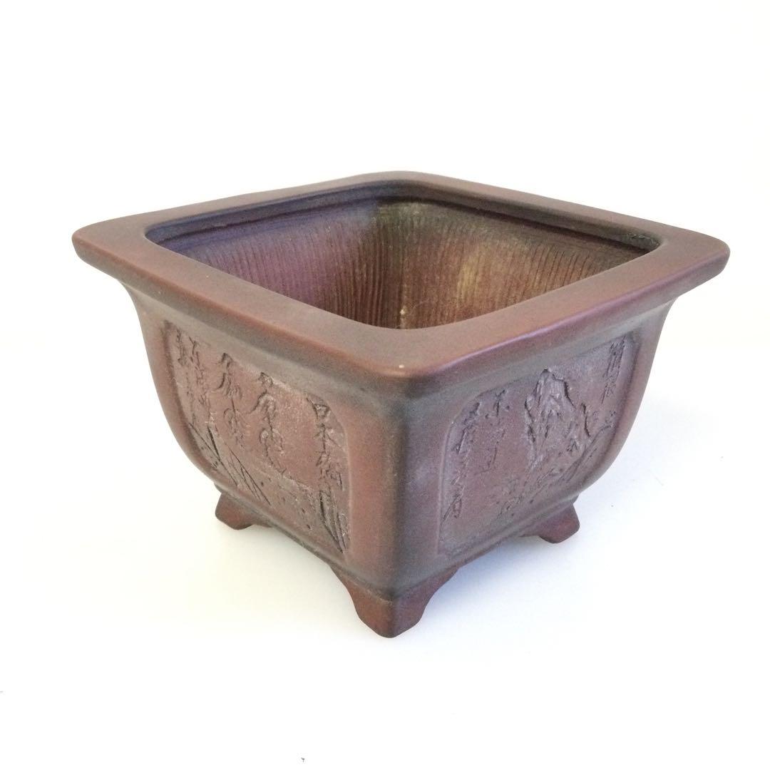 常滑焼 盆栽鉢 朱泥彫東海道五十三次図外縁額入下帯段足正方鉢 平田美芸作T477