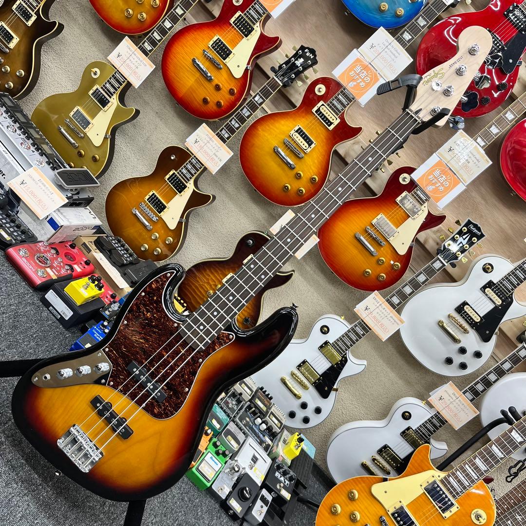 【11590】【左利き用】 Squier by Fender ジャズ ベース