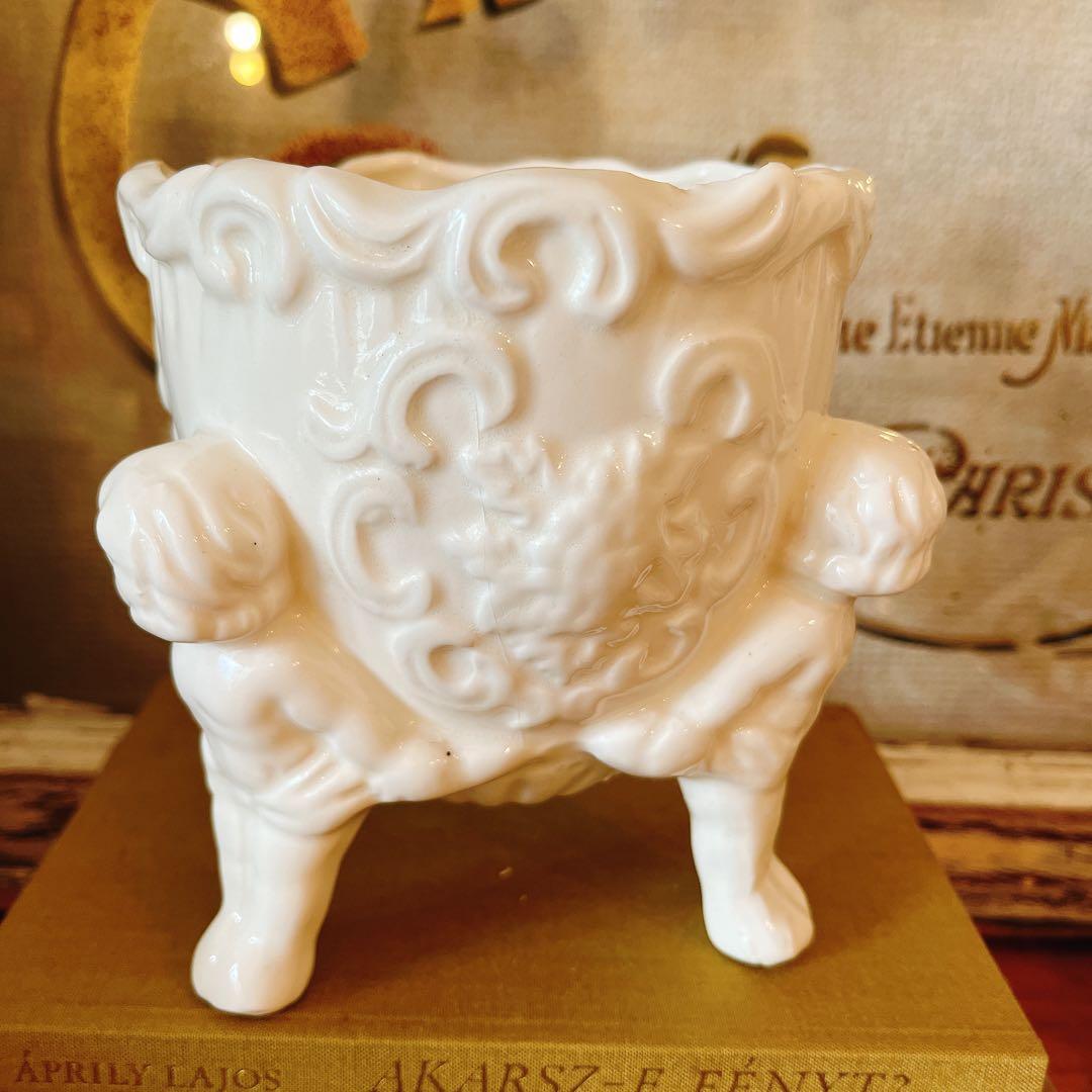 フランス　天使の鉢カバー