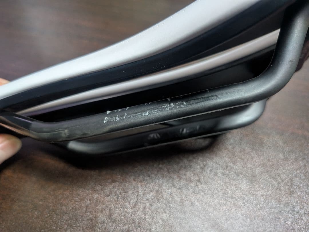 BONTRAGER AEOLUS PRO サドル 145mm ホワイト