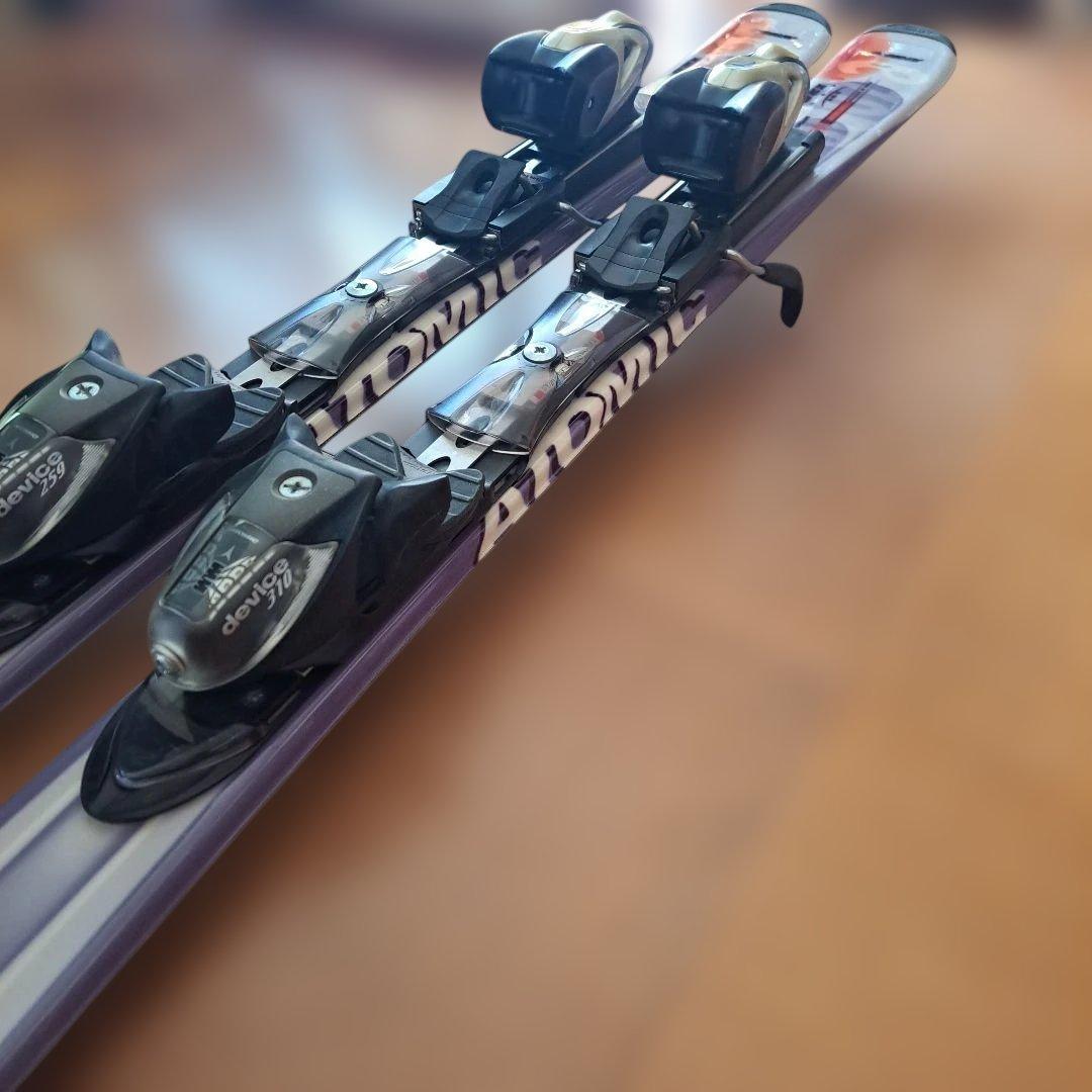 スキー板　ATOMIC