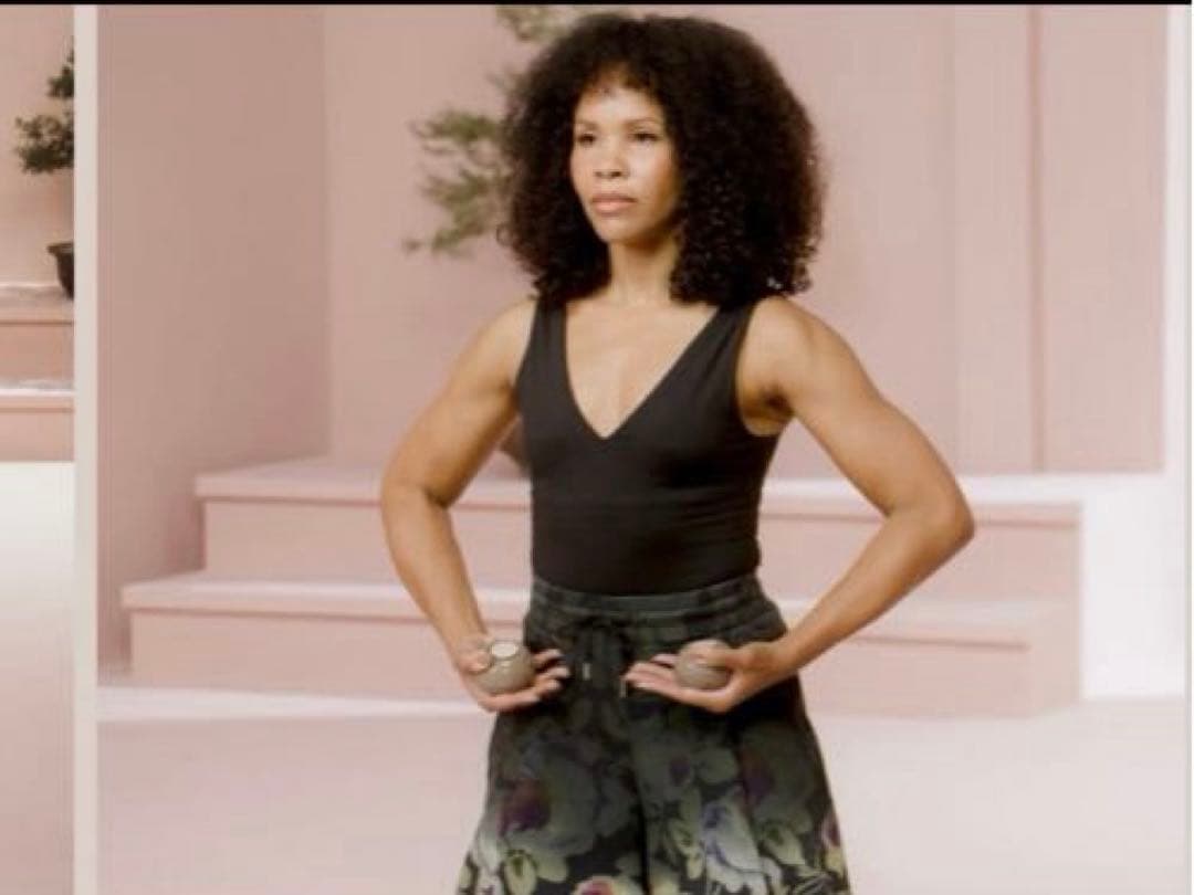 タイムセール　LAVA ヨガ　Goop ハートストーン　キムカーダシアン