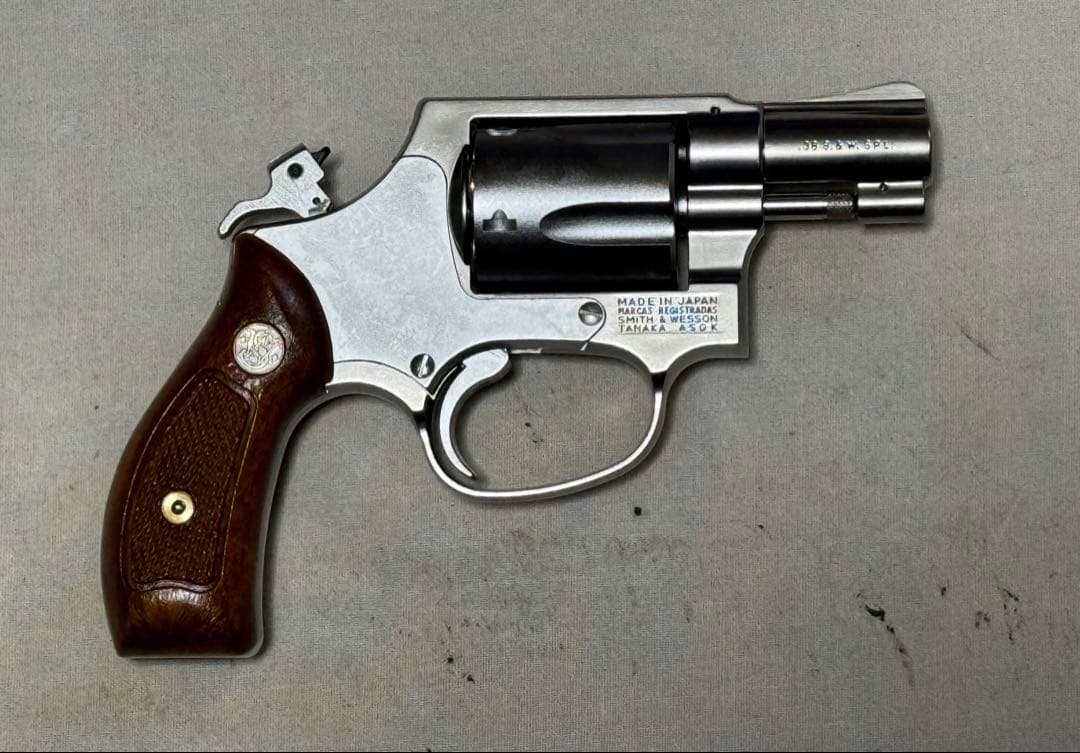HW樹脂製 タナカ S&W M60 .38spl チーフ2inch 未使用極美品
