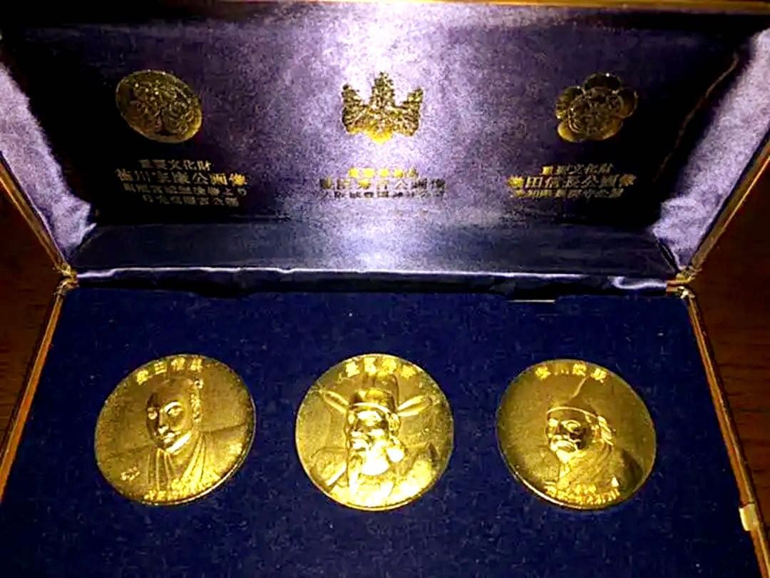 純金メッキ　メダル3個