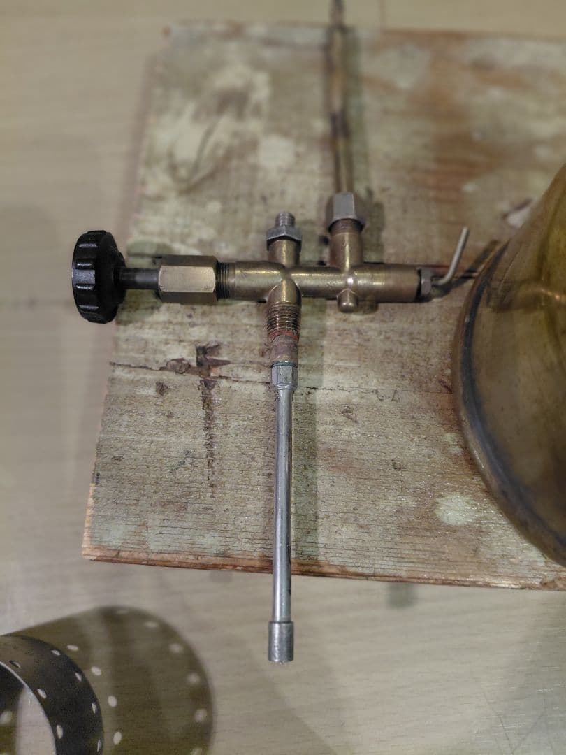 J*e様 Coleman 243A 1941年3月製造 コールマン