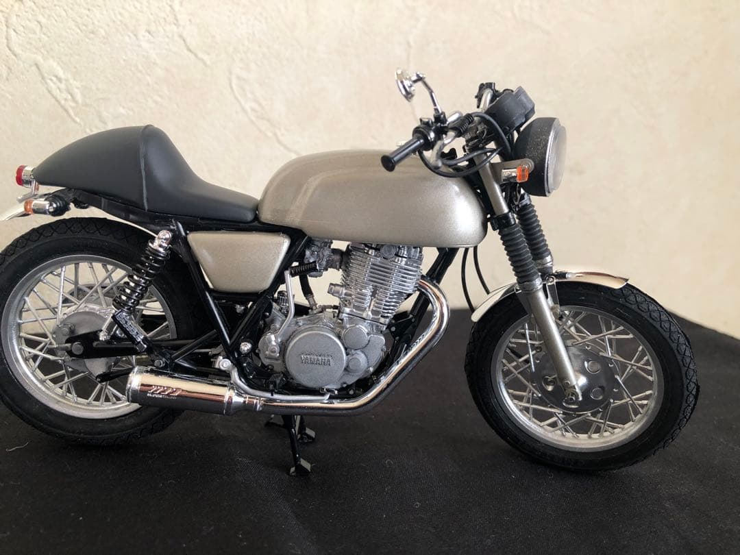 ヤマハSR400・特攻の拓-龍神 天羽時貞仕様プラモ完成品/ケース付付き