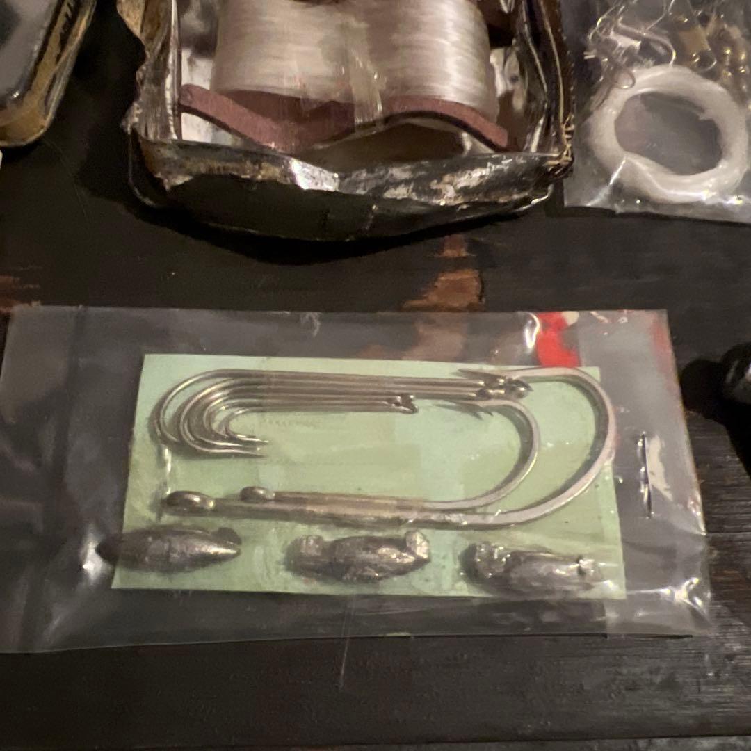 米軍実物　ビンテージ　サバイバルキット