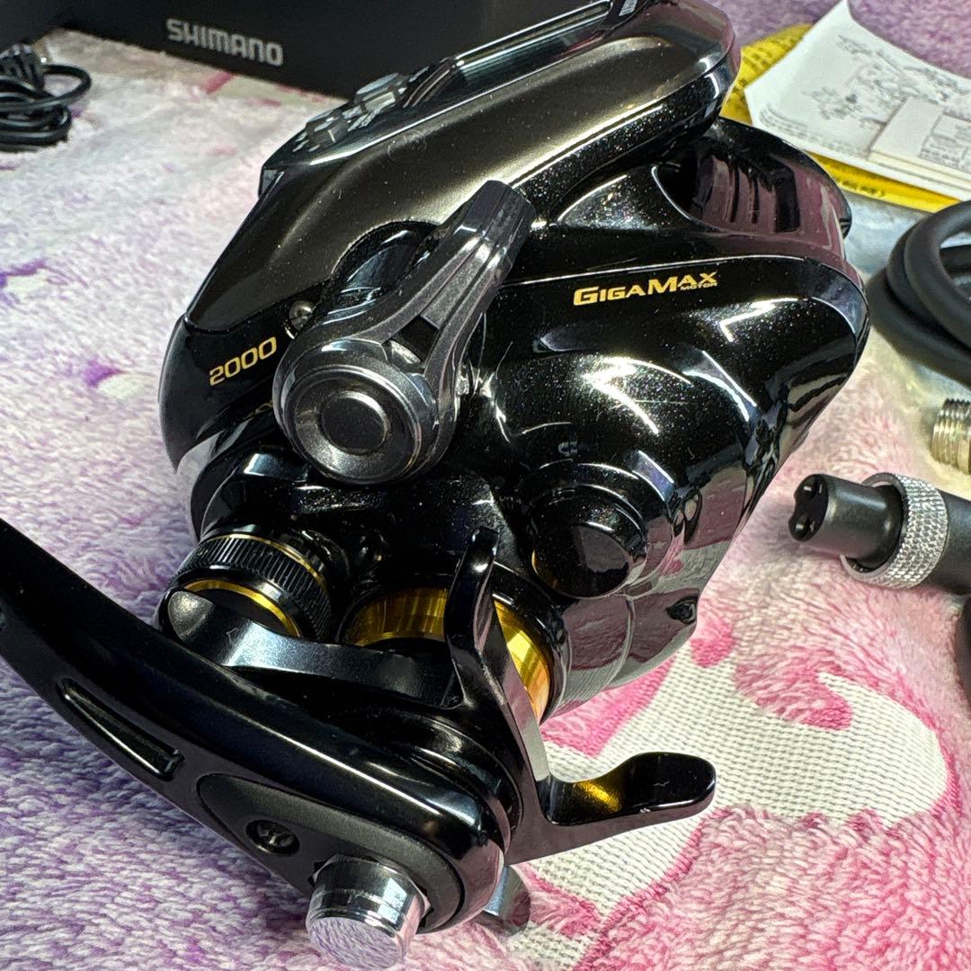 【美品】シマノ（SHIMANO）電動リール 22ビーストマスター 2000