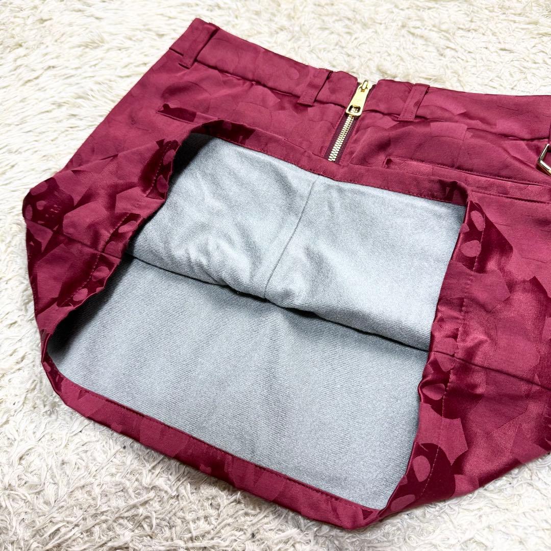 【希少】 MARK&LONA ストレッチスカート ロゴ 総柄 スカル 赤 M