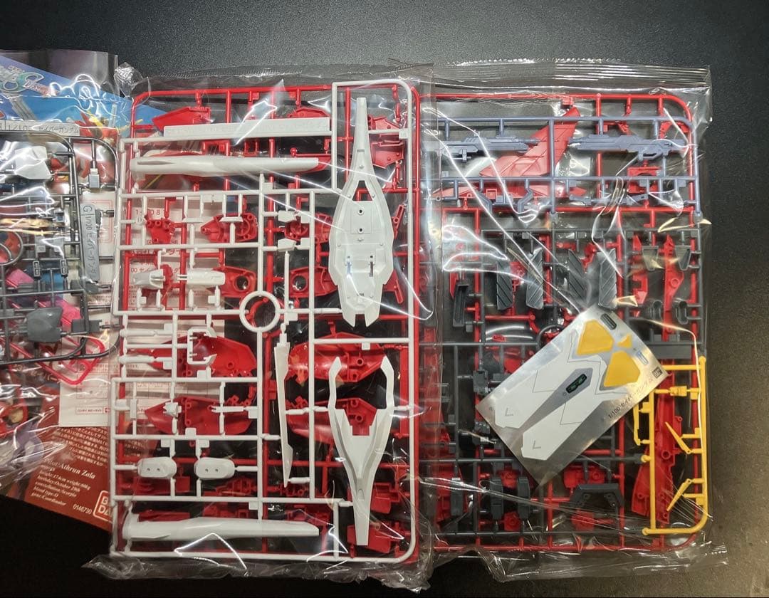 未開封　1/100 セイバーガンダム 機動戦士ガンダムSEED DESTINY