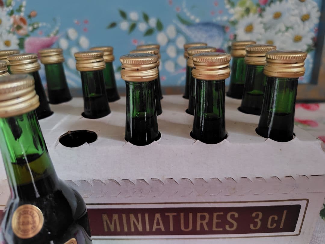 MARTELL VSOP メダリオン　マーテル　メダイヨン　30ml 　24本