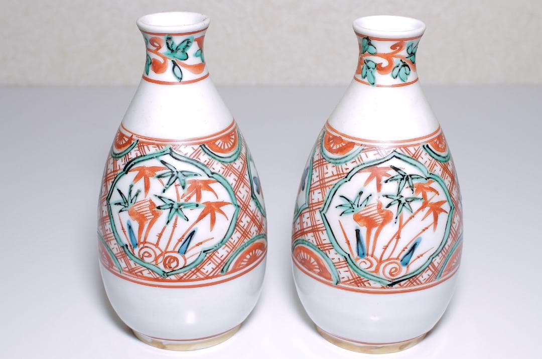 六代 高橋道八(1881-1941) 呉須赤絵 徳利 ニ客