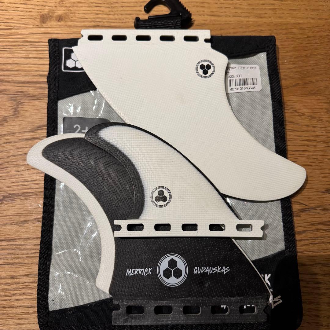 G SKATE Future/GUDAUSKAS 2+1 ガダスカスフィン