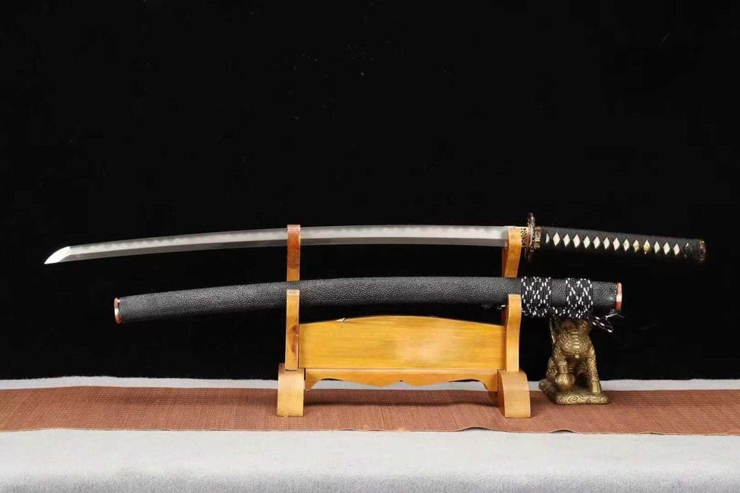 「金菊」 板目肌 銅鍍金装 珍珠魚皮拵 日本刀 模造刀 鑑賞用 高級本格居合刀