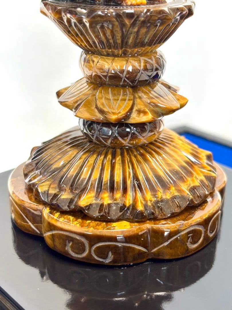 #伝統工芸士 田中保山（甲州水晶貴石細工） 虎目石 聖観音像 ガラスケース入り