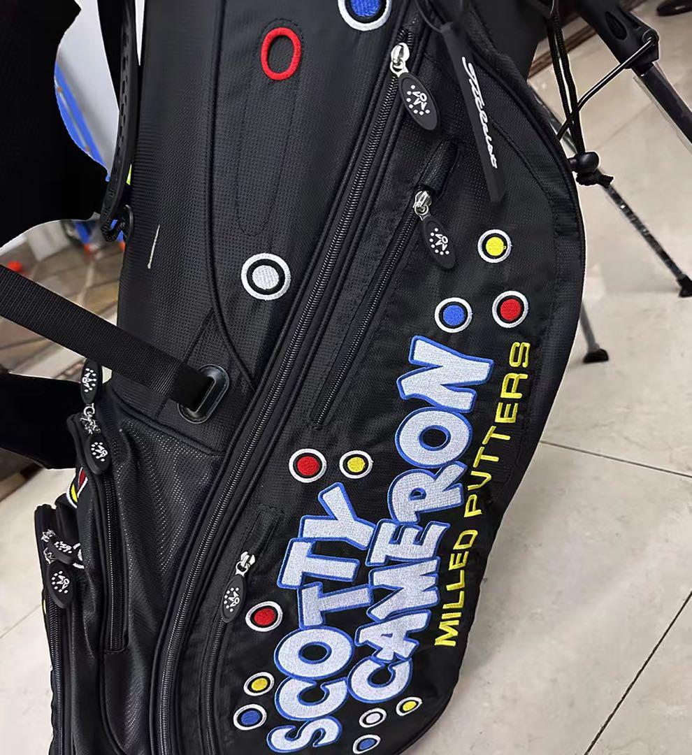 タイトリストスコッティキャメロンキャディバッグ黒カラフルクラブ　ヘッドカバー付き