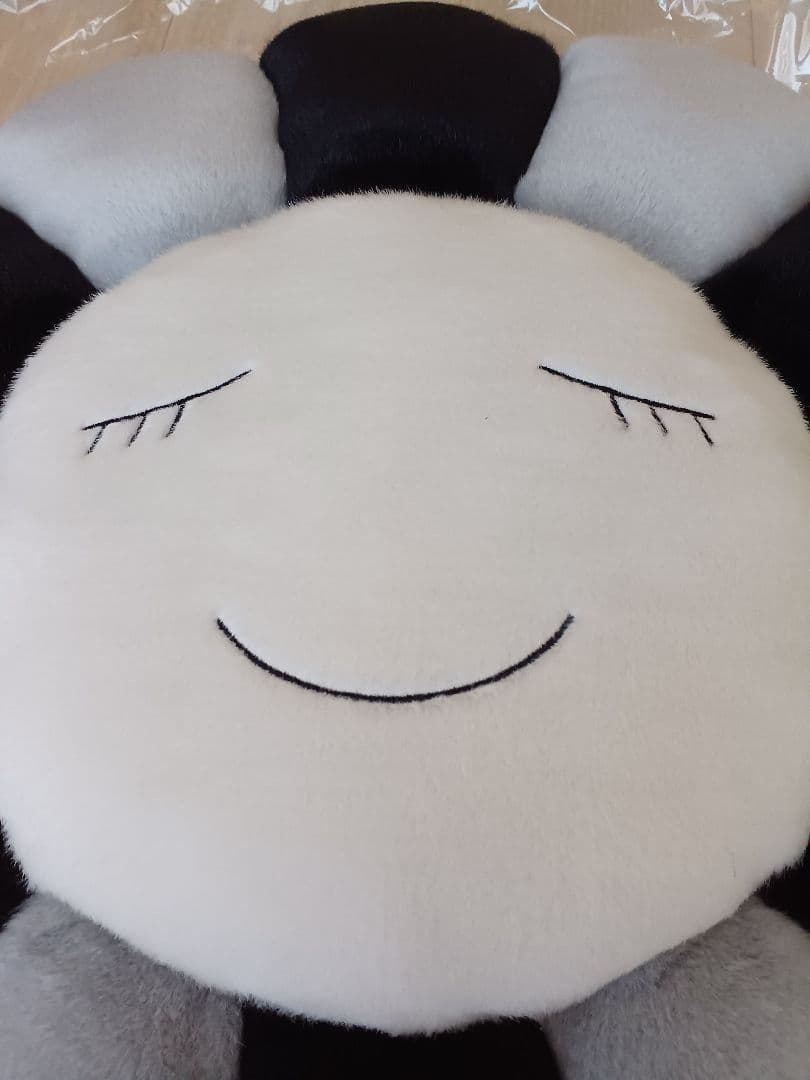 正規品　村上隆　カイカイキキ　フラワークッション　60 未使用品