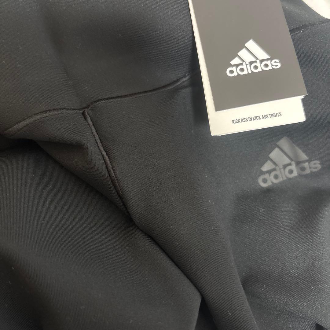 年明けセール！adidas ULTIMATE TIGHTS