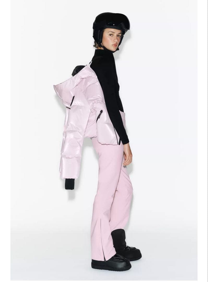 今季新作ZARA RECCOR テクノロジ スキーコレクション スキーウェア上下