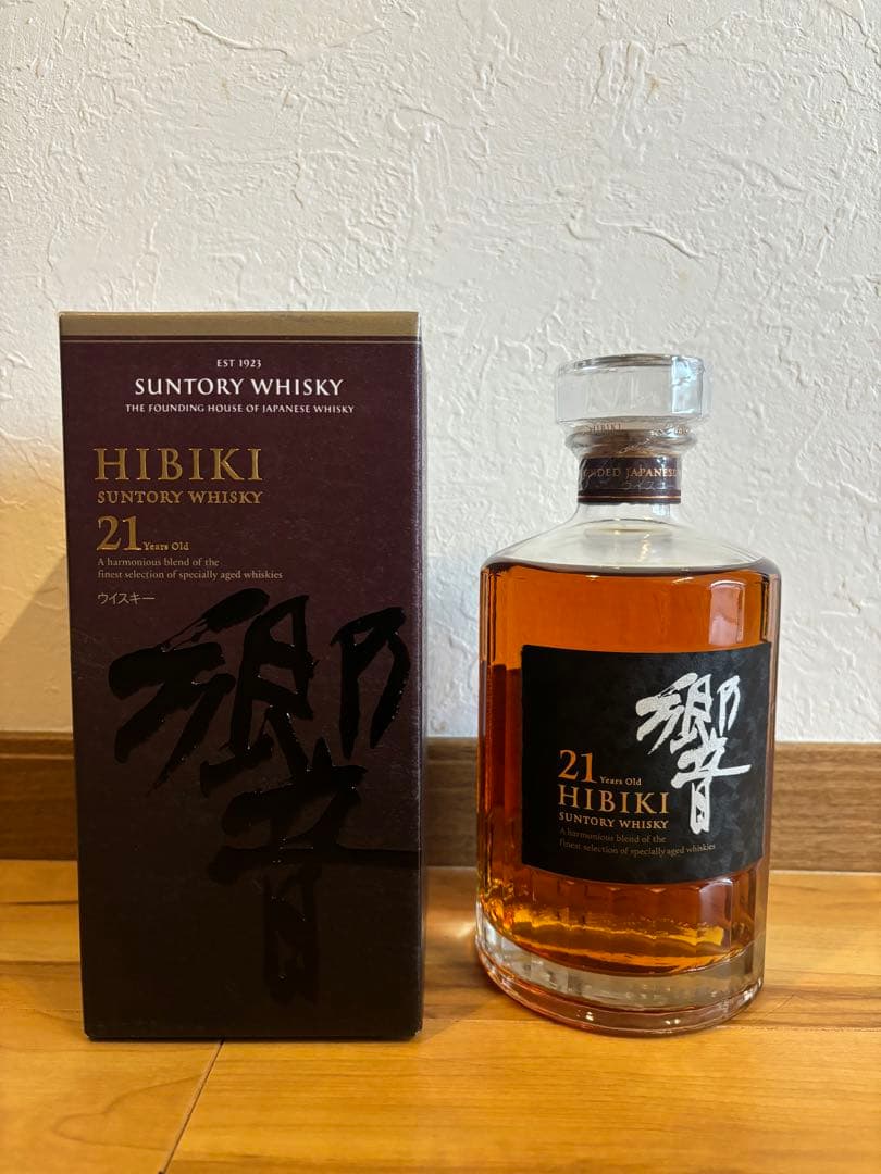 サントリー ウイスキー 響21年 700ml 箱付き