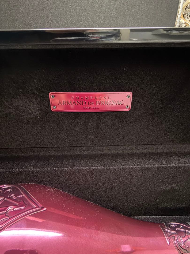 Armand de Brignac ピンクシャンパン 専用ボックス付き