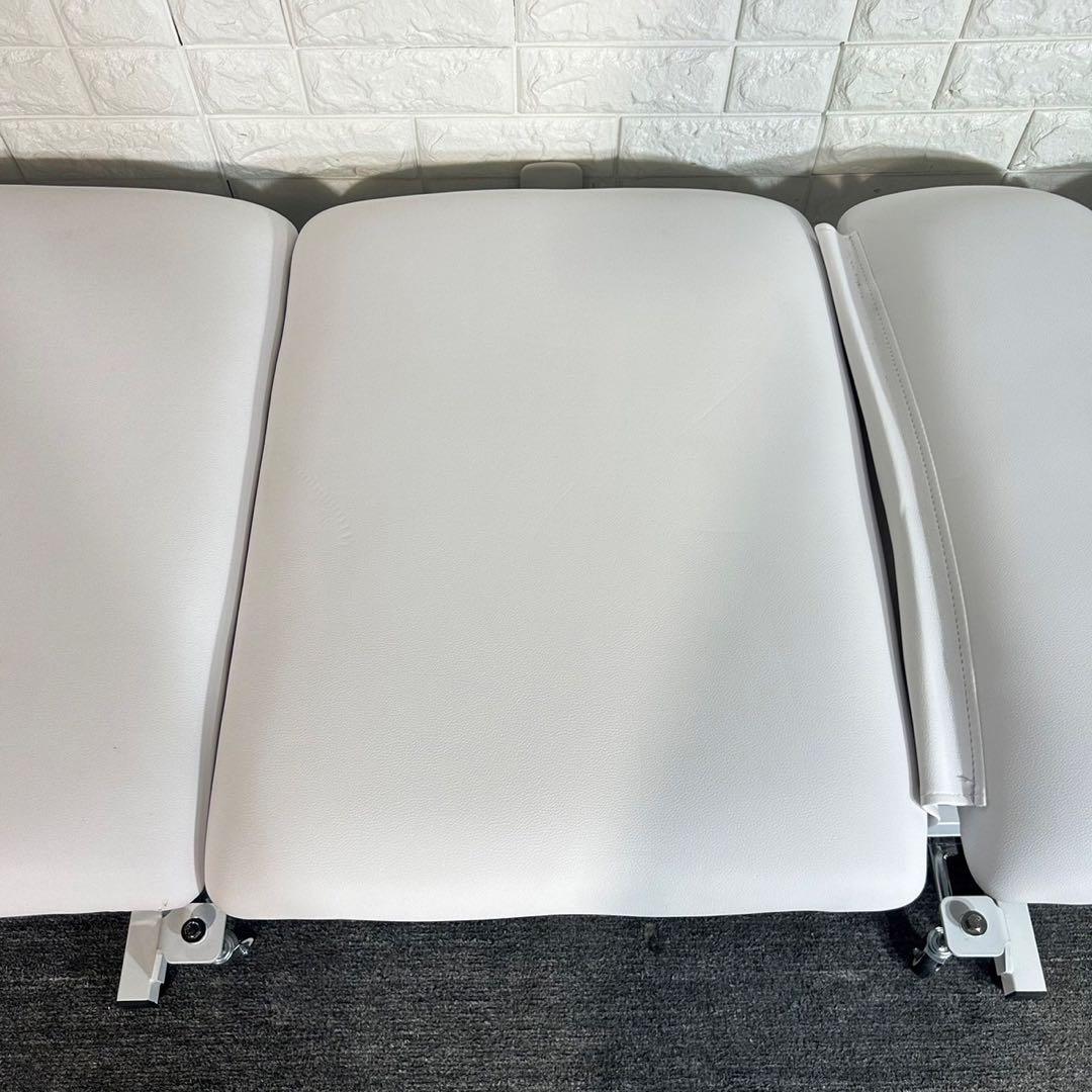 セブンエステ 電動昇降リクライニング マッサージベッド MOVEST G085