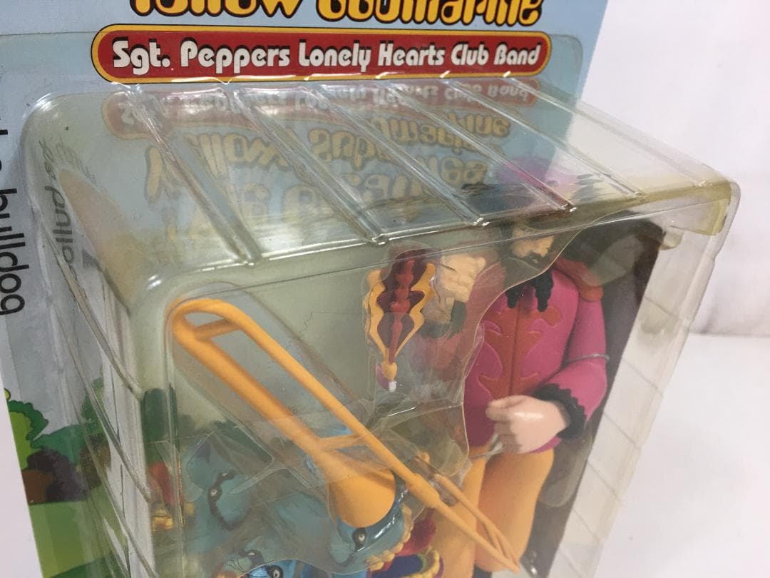 ☆未開封 ビートルズ イエローサブマリン フィギュア ４体セット マクファーレン