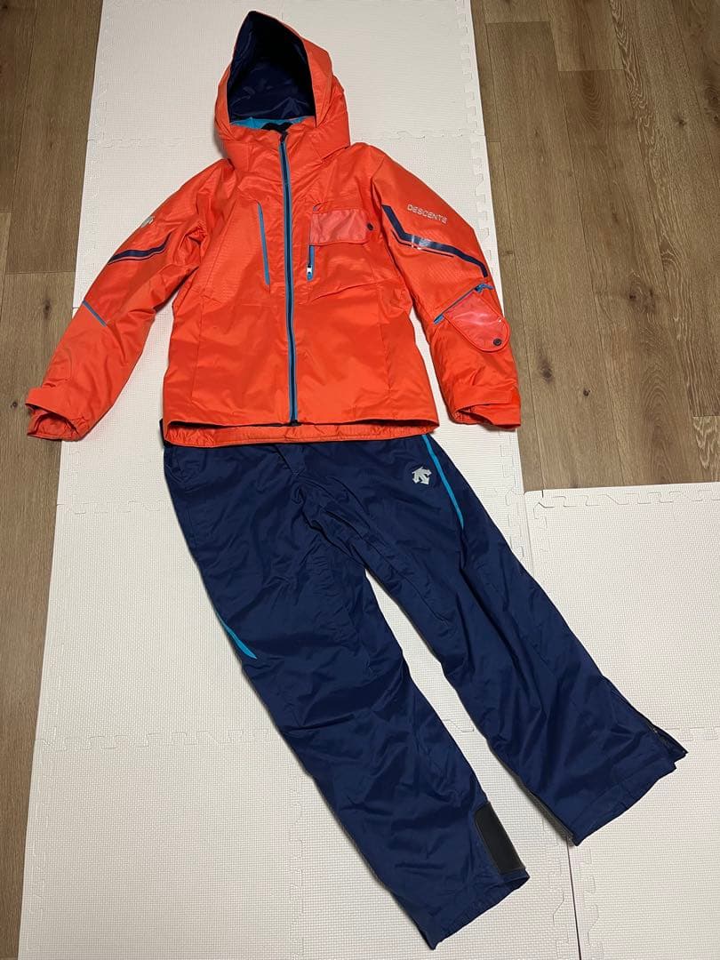 DESCENTE S.I.Oウェア上下セット　Mサイズ