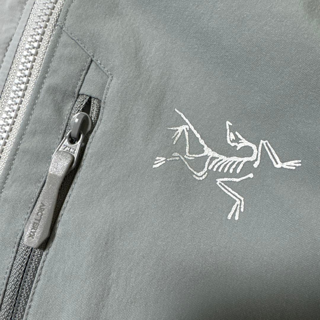 アークテリクス　プロトンライトウェイトフーディ　メンズS