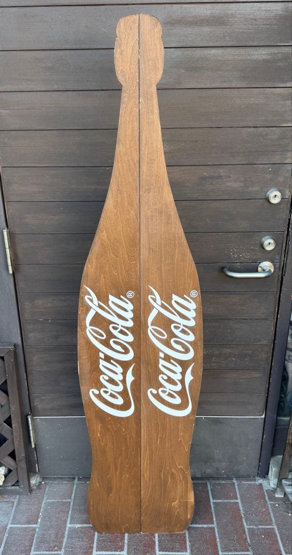 Coca-Cola ボトル型木製ディスプレイ