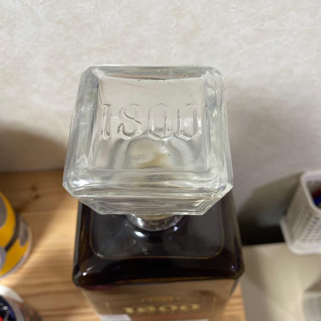 日本未発売　テキーラ1800 Anejo 1.75L日本では入手困難