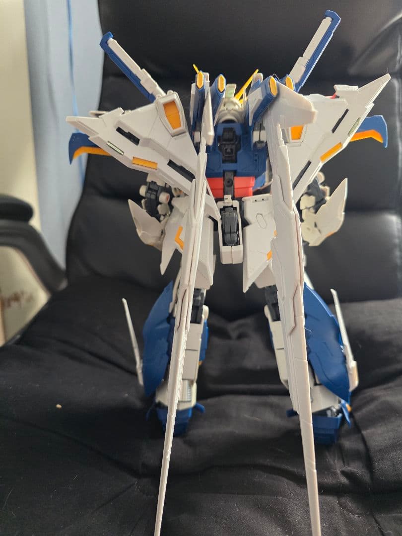 機甲の城　1/100 クスィーガンダム似　海外製プラモデル　完成品ジャンク