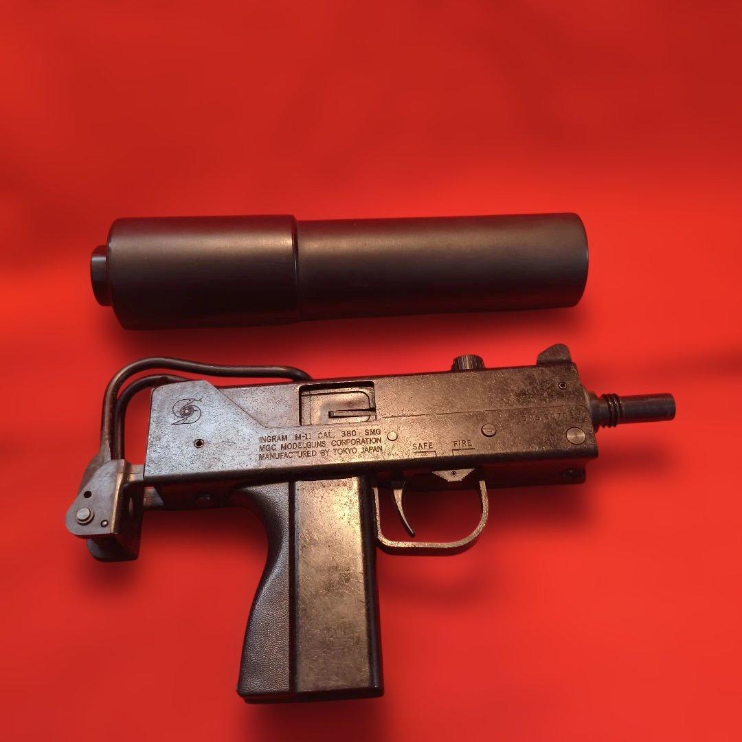 MGC　イングラム M11　モデルガン　マガジンなし