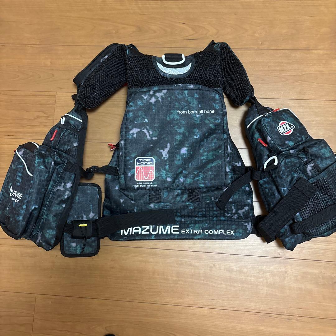 美品　MZX タイドマニアライフジャケット mazume カモ柄