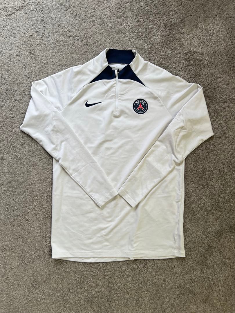 NIKE　パリサンジェルマン PSG トレーニングウェア　上下セット　Mサイズ