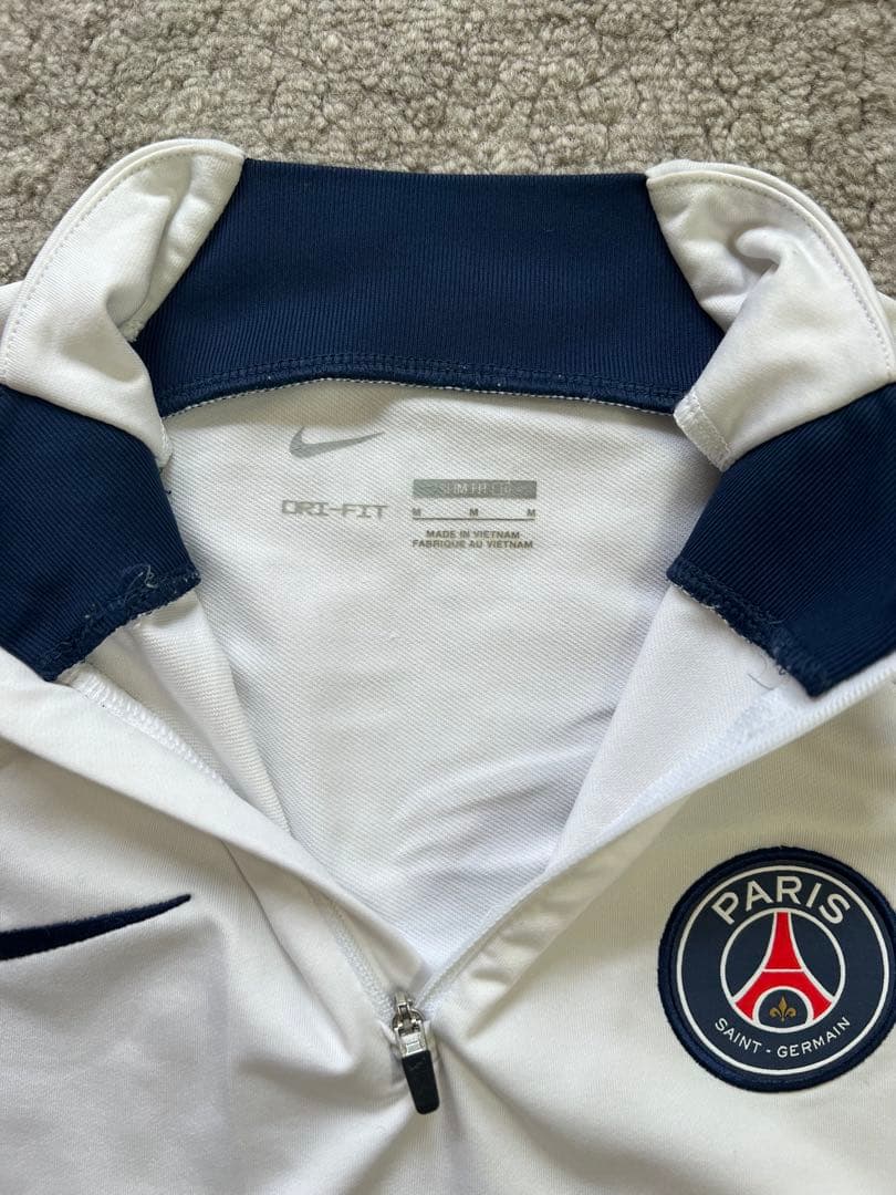 NIKE　パリサンジェルマン PSG トレーニングウェア　上下セット　Mサイズ