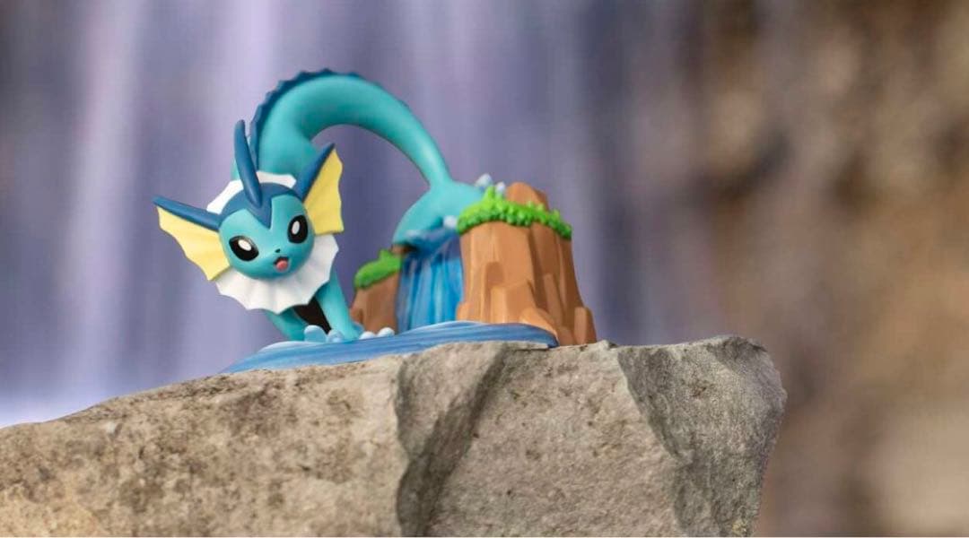 Funko シャワーズ　フィギュア　ポケモンセンター　Vaporeon