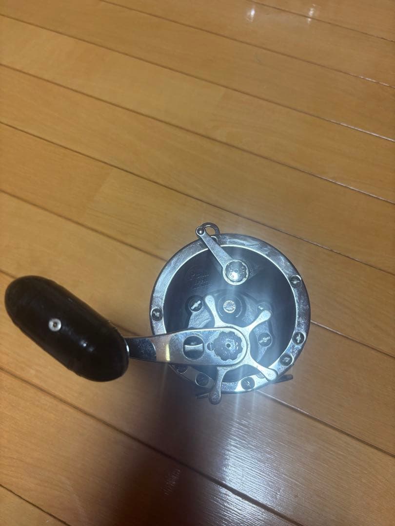 PENN SENATOR 114HL リール