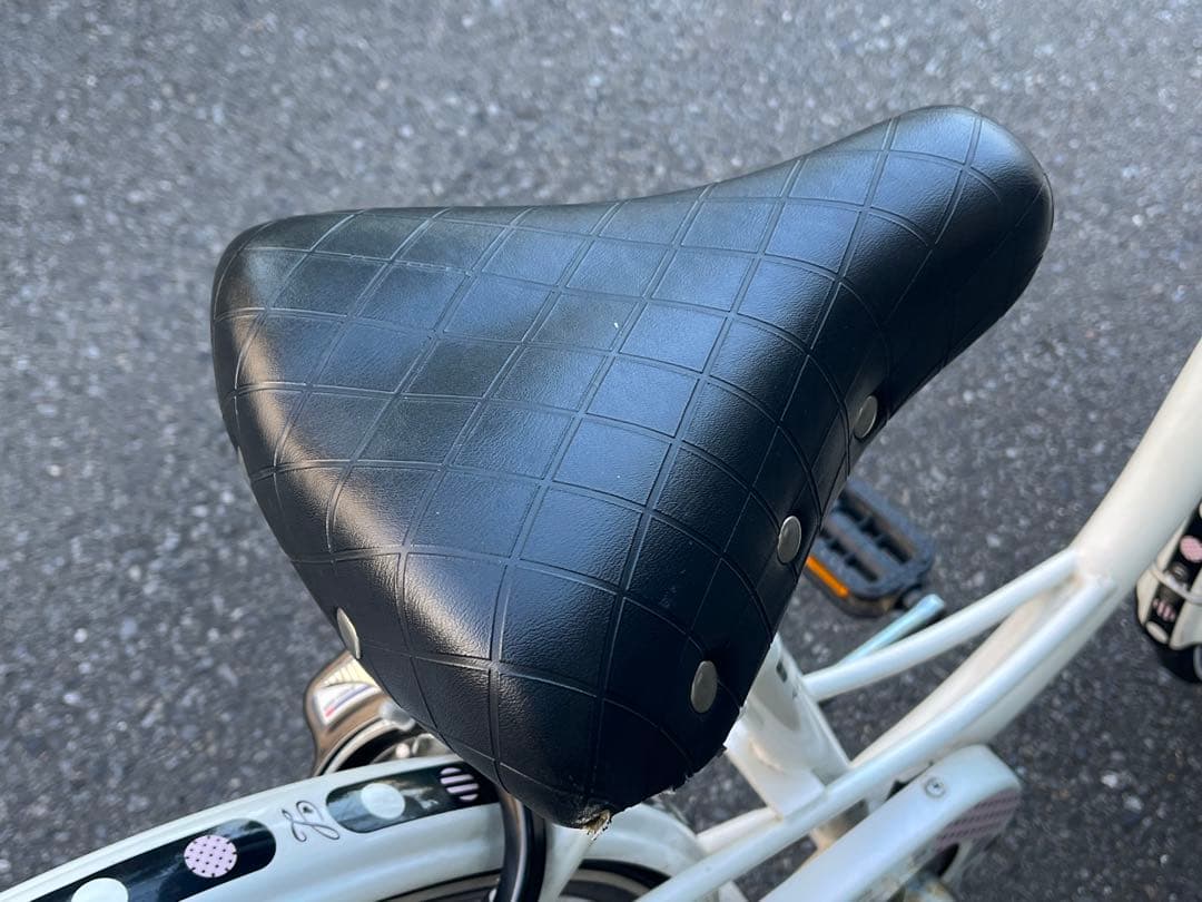 T*u様 中古女の子自転車LEDオートライトGIRL’s LABO 22インチ※