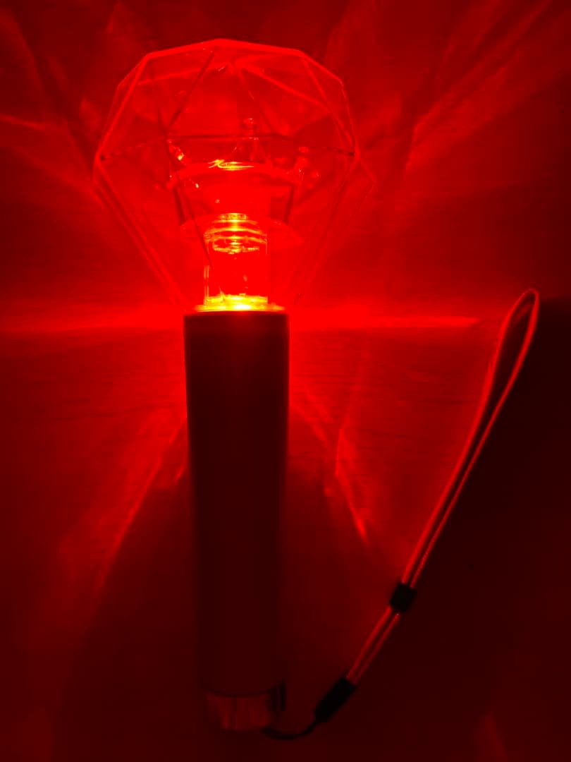 M!LK ミラクラスタルペンライト 2代目