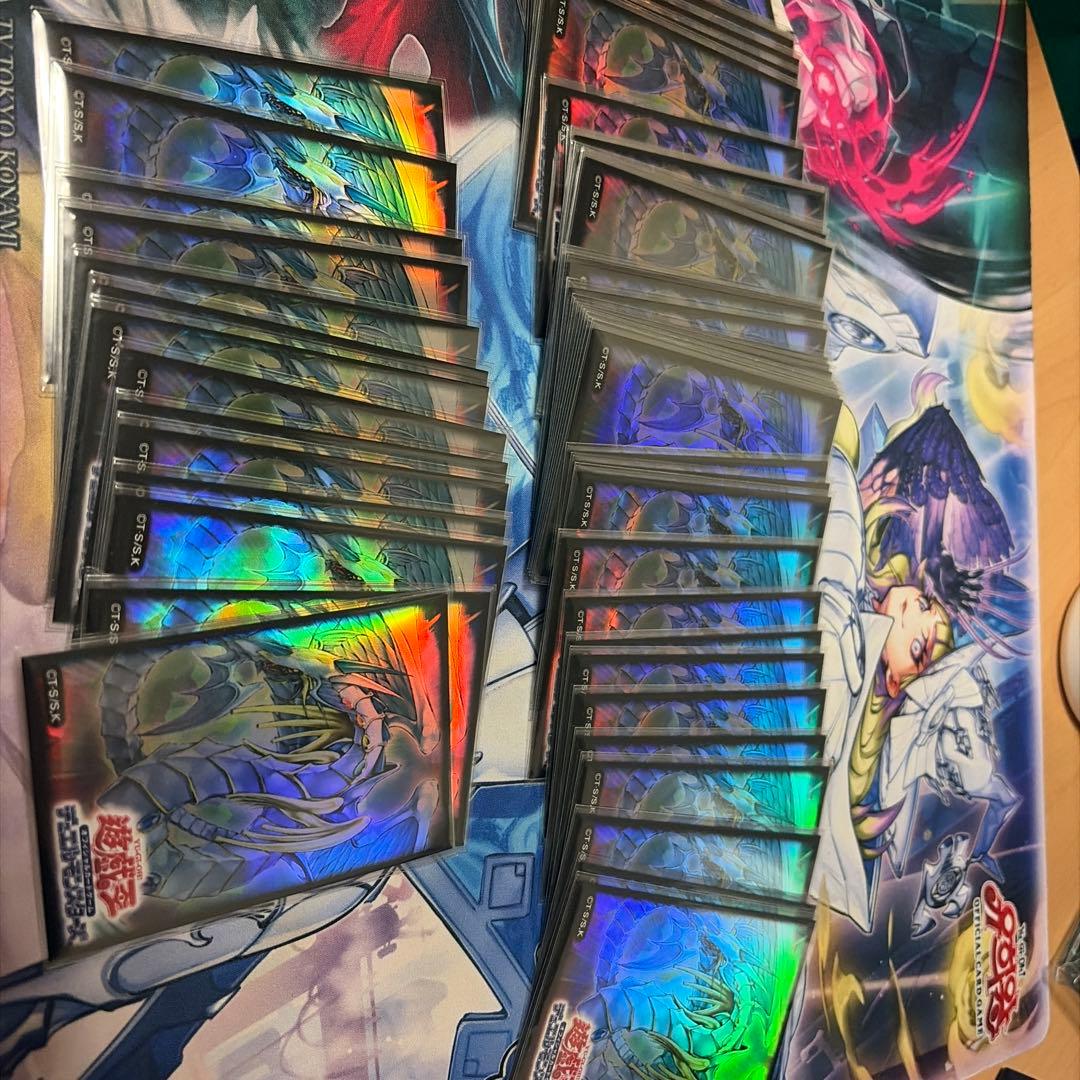 【最終値下げ】遊戯王　レインボードラゴン　スリーブ　美品　73枚